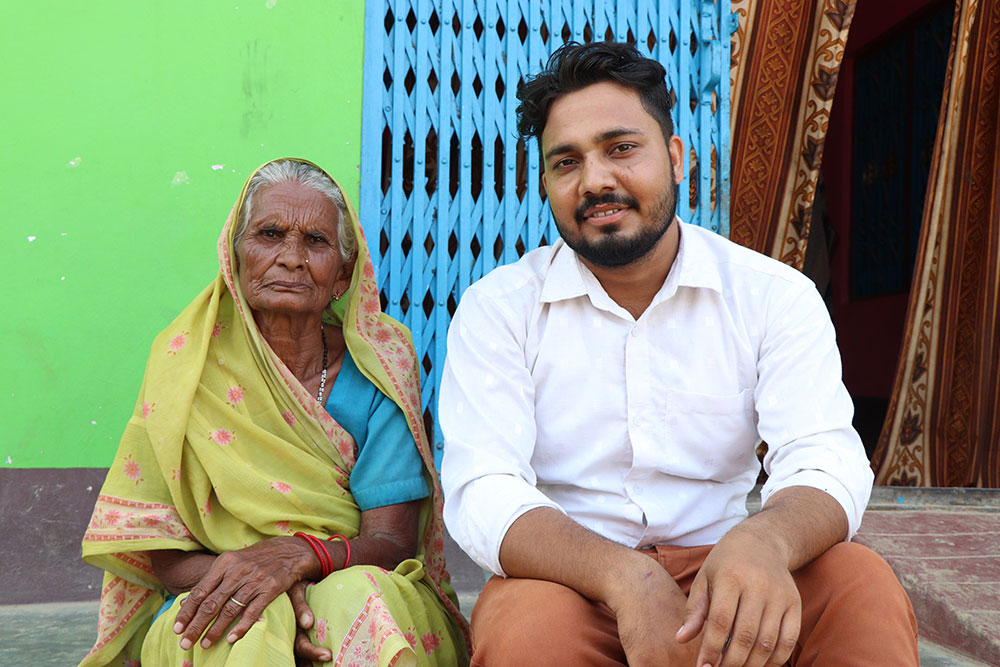 Amar and Fekhana, Action Against Hunger staff member and volunteer fighting hunger in Nepal.