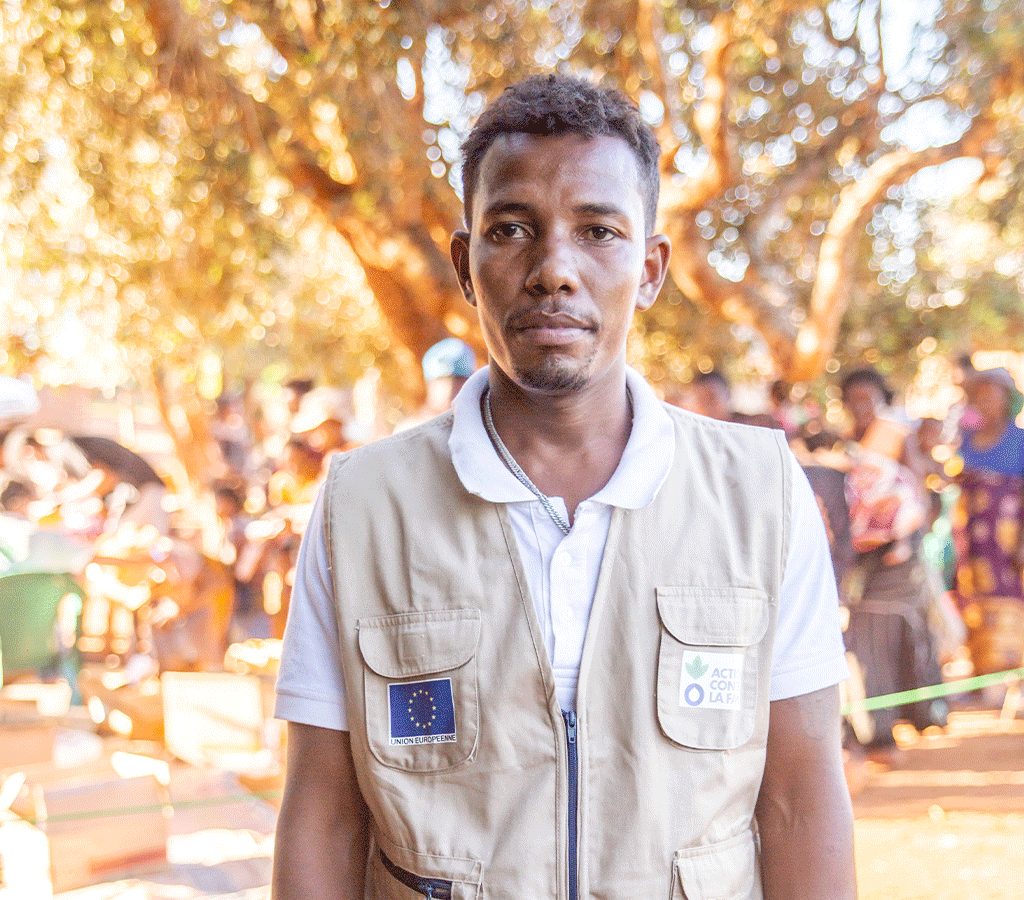 Jean Delacroix Tsimanantsiny is a Programme Deputy Manager in Ambovombe, Madagascar. 